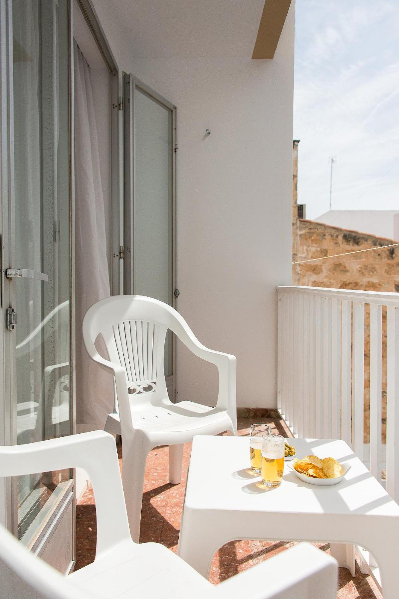 Hostal Menurka Сьюдадела Номер фото