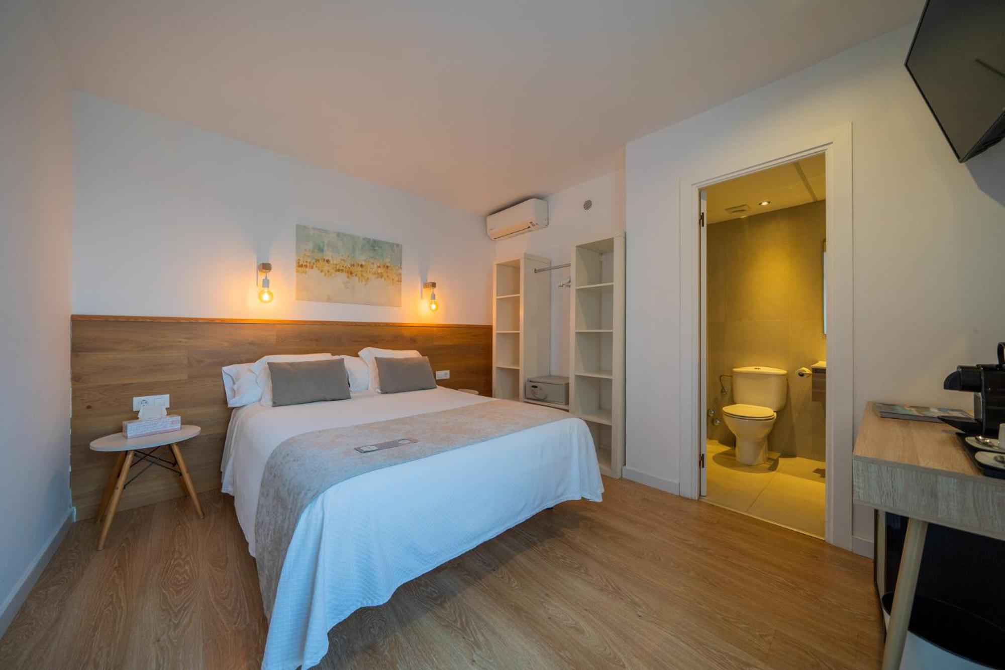 Hostal Menurka Сьюдадела Экстерьер фото